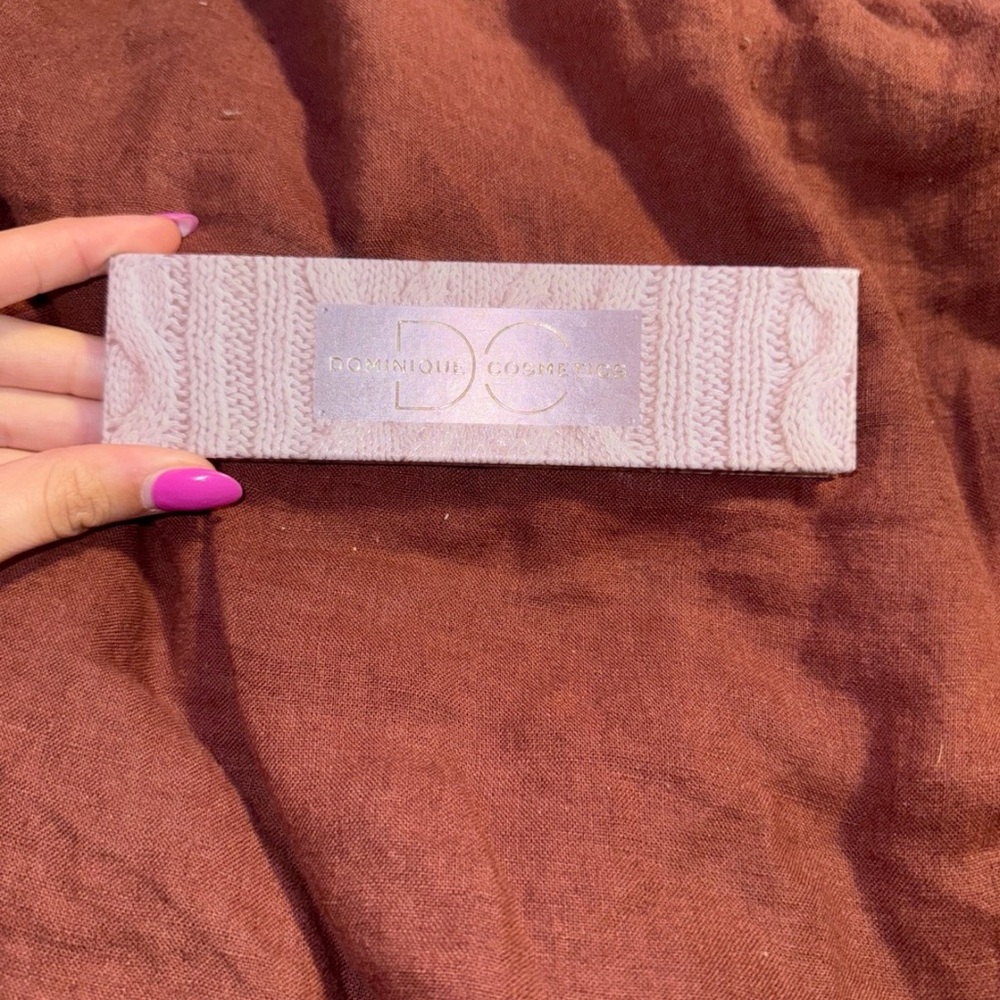 Dominique Cosmetics Textured Pink Case